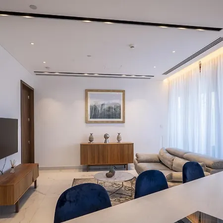 360 - 1 Bedroom Luxurious * Nicosie