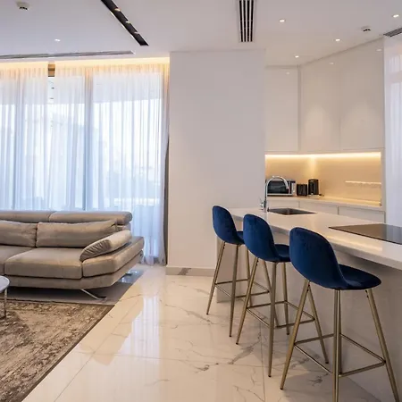 360 - 1 Bedroom Luxurious Lejlighed Nicosia