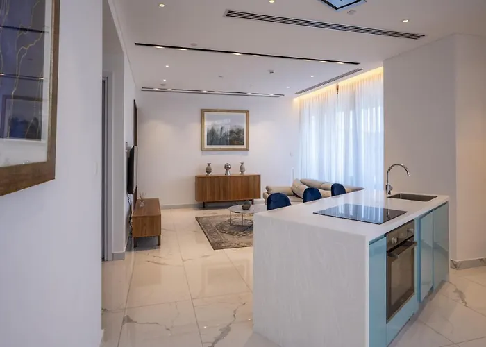 360 - 1 Bedroom Luxurious *