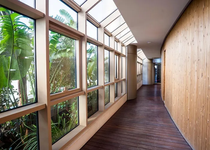 360 - 1 Bedroom Luxurious Apartment