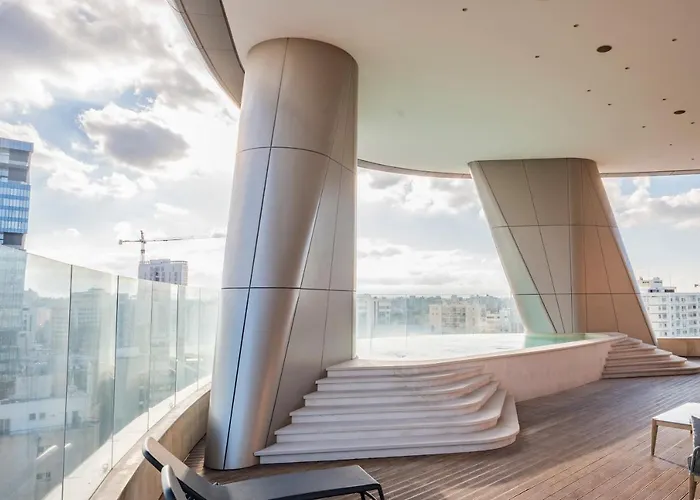 360 - 1 Bedroom Luxurious Apartment