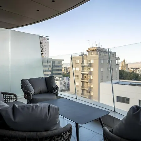 360 - 1 Bedroom Luxurious Apartment