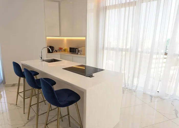 360 - 1 Bedroom Luxurious * Λευκωσία